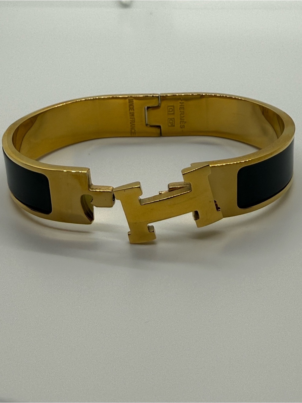 HERMÊS Clic H Bracelet - Picture 6 of 12